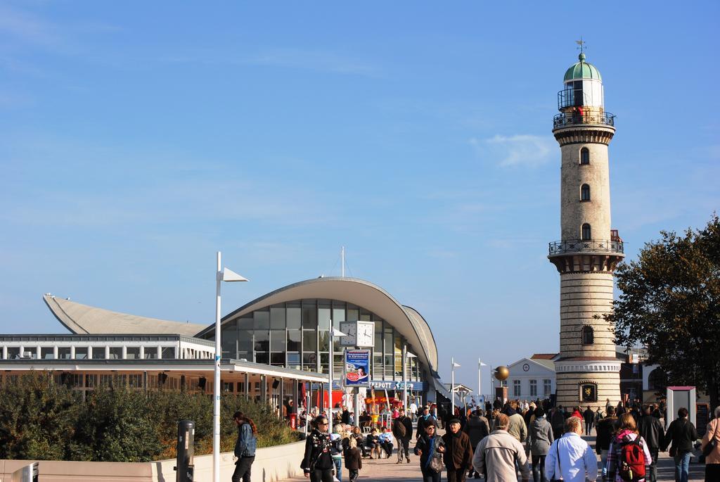 Parkhotel Seeblick Rostock Exterior foto